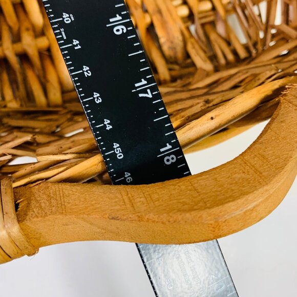 Grapevine Wicker Flower Market Basket Decorative MCM Wooden Handles Farmhouse - Picture 12 of 15